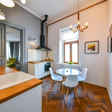 My Place Ferdinand *